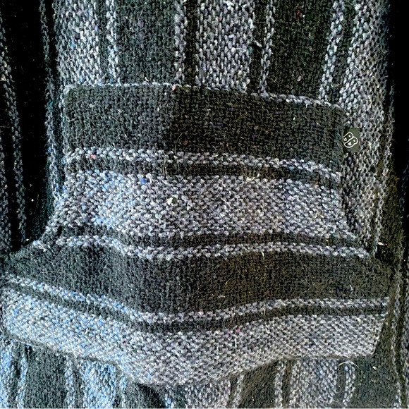 Baja Billy’s authentic unisex medium
hoodie in like new condition - Picture 5 of 8